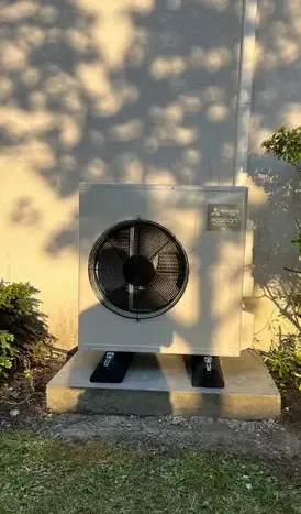 installateur panneaux photovoltaïques Tiercé-1