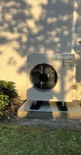 installateur panneaux solaires Saint Sylvain d'Anjou-4